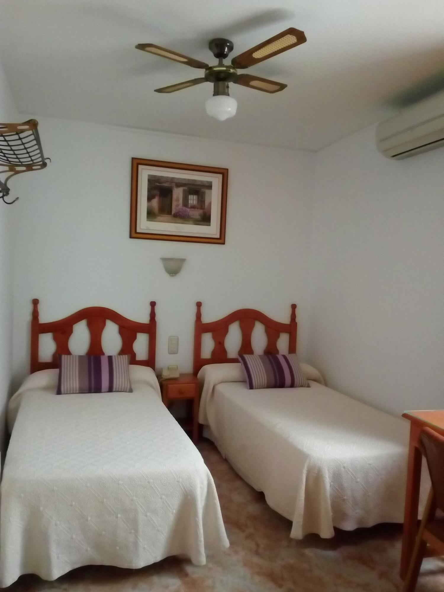 Hostal Rural Montual Los Baños Exteriér fotografie